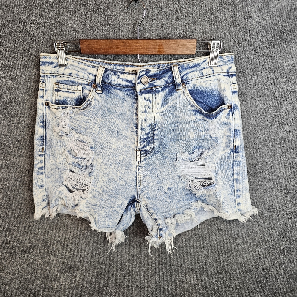 Great Smoky Acid Wash Distressed Juniors Shorts - Size Large (Juniors)